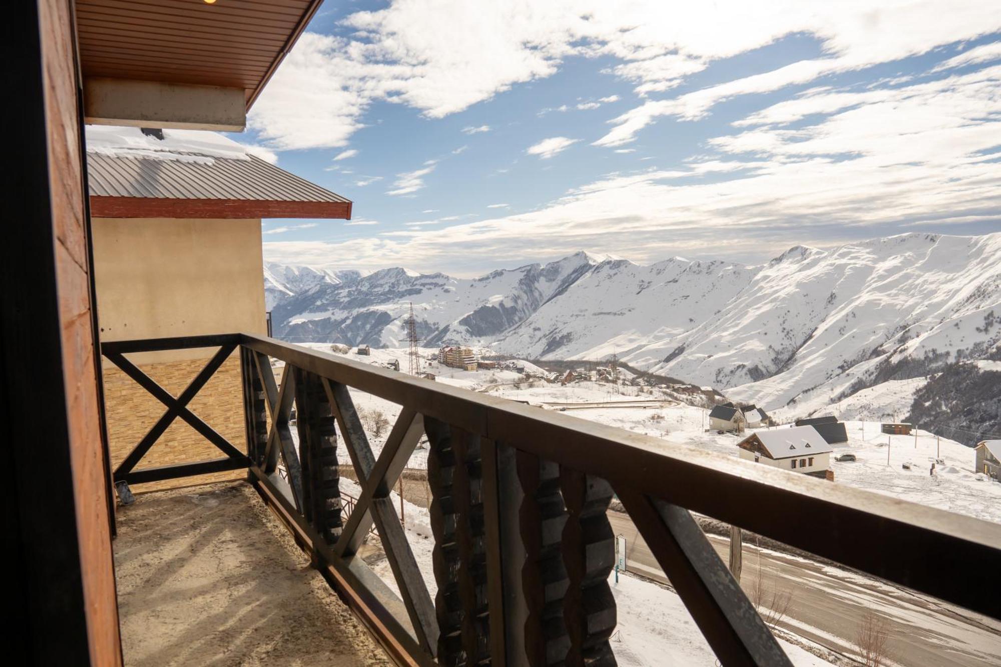 Апартаменты Mountain Dream House Гудаури Экстерьер фото